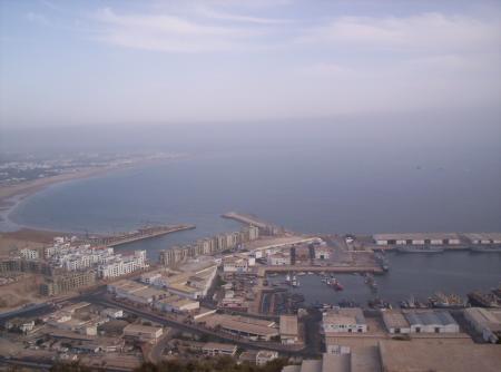 Le port, La marina en construction et la plage d'Agadir